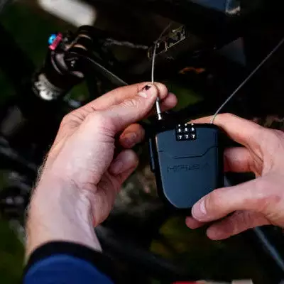 Antivol Câble Vélo Compact FLX Avec Lumière Intégrée Hiplok 2 Antivol Câble Vélo Compact FLX Avec Lumière Intégrée Hiplok - Image 2