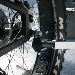 Axe Traversant 12mm Filetage 1.75mm The Robert Axle Project -Promos Sacoches Vélo Magasin axe traversant 12mm filetage 1 75mm the robert axle project full 3