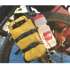 Cage De Bikepacking 2 En 1 Sur Fourche Vélo Outpost Cargo Blackburn -Promos Sacoches Vélo Magasin cage bikepacking fourche blackburn 5