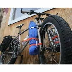 Cage Porte-bagages Avec Sangles Pour Bikepacking Manything King Cage -Promos Sacoches Vélo Magasin cage fourche king cage manythings 2