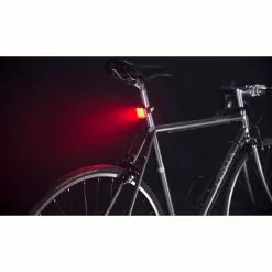 Eclairage Arrière Vélo LED 100 Lumens Blinder Grid Knog 7 Eclairage Arrière Vélo LED 100 Lumens Blinder Grid Knog -Promos Sacoches Vélo Magasin eclairage arriere velo led 100 lumens blinder grid knog full 3