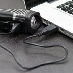 Eclairage Avant Vélo LED NiteRider Lumina Micro 900 Lumens -Promos Sacoches Vélo Magasin eclairage avant velo led niterider lumina micro 900 lumens full 3