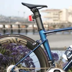 Feu Vélo Arrière USB Sur Tige De Selle Sentry Aero 260 NiteRider -Promos Sacoches Vélo Magasin feu velo arriere usb sur tige de selle sentry aero 260 niterider full 3