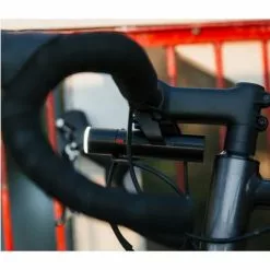 Feu Vélo Avant 700 Lumens PWR ROAD Avec Batterie Externe Knog -Promos Sacoches Vélo Magasin feu velo avant 700 lumens pwr road avec batterie externe knog full 4