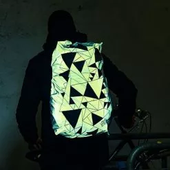 Housse Pour Sac à Dos étanche Et Réfléchissante Urban Wowow 20-25 L -Promos Sacoches Vélo Magasin housse pour sac a dos etanche et reflechissante urban wowow full 3