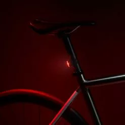 Lampe Vélo LED Arrière Block Bookman 18 Lumens -Promos Sacoches Vélo Magasin lampe velo led arriere block bookman 18 lumens full 6