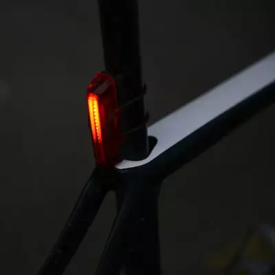 Phare Arrière Vélo Rechargeable USB Slimline Ultratorch Oxford 4 Phare Arrière Vélo Rechargeable USB Slimline Ultratorch Oxford – Image 4