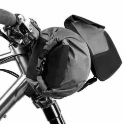 Sac Additionnel Pour Sacoche De Guidon Bikepacking Apidura 8 Sac Additionnel Pour Sacoche De Guidon Bikepacking Apidura -Promos Sacoches Vélo Magasin sac additionnel pour sacoche de guidon bikepacking apidura full 3