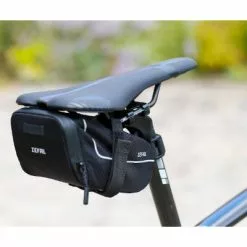 ZEFAL Sacoche De Selle Légère 0.9 L Z LIGHT PACK M Zéfal -Promos Sacoches Vélo Magasin sacoche de selle legere 0 9 l z light pack m zefal full 4