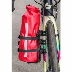 Sacoche De Fourche Bikepacking Et Cyclotourisme Zefal Z Adventure 6L -Promos Sacoches Vélo Magasin sacoche fourche velo zefal fork pack 3