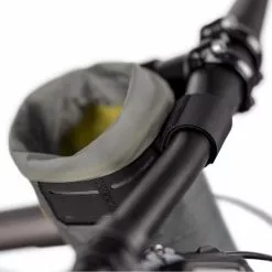 Sacoche Sur Guidon Vélo 1.2 L Backcountry Food Pouch Apidura Plus -Promos Sacoches Vélo Magasin sacoche guidon apidura backcountry food pouch 1.2L 3