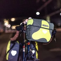 Sacoche Ortlieb Réfléchissante Ultimate SIX M HighVisibility 8 Sacoche Ortlieb Réfléchissante Ultimate SIX M HighVisibility -Promos Sacoches Vélo Magasin sacoche ortlieb reflechissante ultimate six m highvisibility full 5