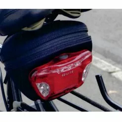 Sacoche Vélo Sur Tige De Selle Avec Fixation Feu - Q-Lite -Promos Sacoches Vélo Magasin sacoche velo sur tige de selle avec fixation feu q lite full 6