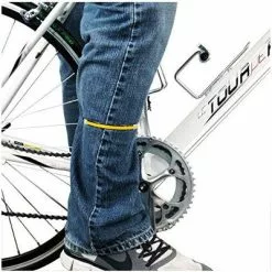 M-Wave Serre Pantalon Rigide Réfléchissant Pour Cycliste - Par 2 -Promos Sacoches Vélo Magasin serre pantalon rigide reflechissant pour cycliste par 2 full 3